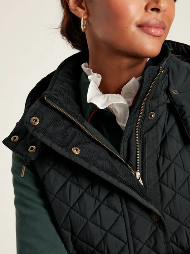 Joules Chatsworth Showerproof Longline Quilted Gilet - Black 7 Joules Chatsworth Showerproof Longline Quilted Gilet - Black - Image 5