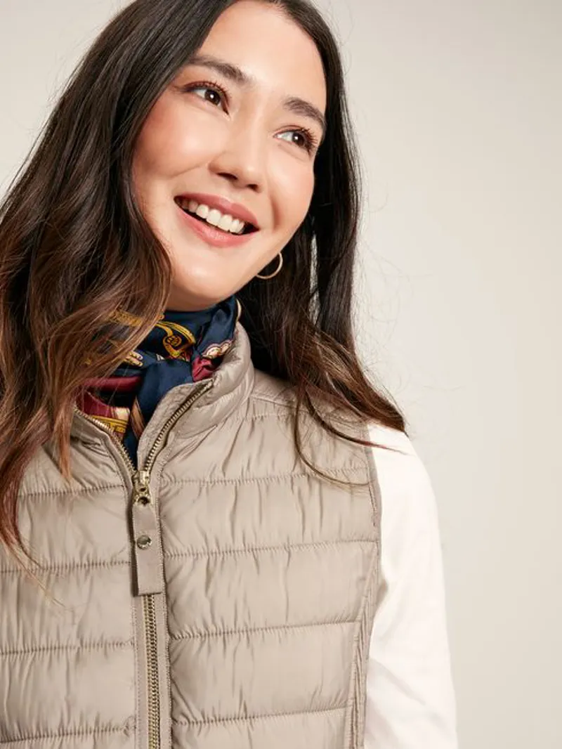Joules Women's Whitlow Padded Gilet - Pearl 8 Joules Women's Whitlow Padded Gilet - Pearl - Image 6