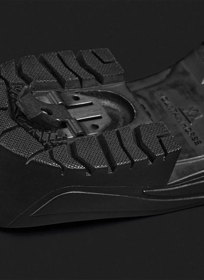 Mountain Horse Arctica Zip Paddock Black 6 Mountain Horse Arctica Zip Paddock Black - Image 4