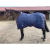 JHL Essential Mediumweight Stable Rug In Navy/Burgundy 1 JHL Essential Mediumweight Stable Rug In Navy/Burgundy -Equestrian Supplies Shop EQUINE JHL U EssentialMediumweightStableRug NavyBurgundy
