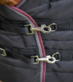 Premier Equine Garissa Stable Rug 200g Black -Equestrian Supplies Shop Garissa Stable 200 Black 3