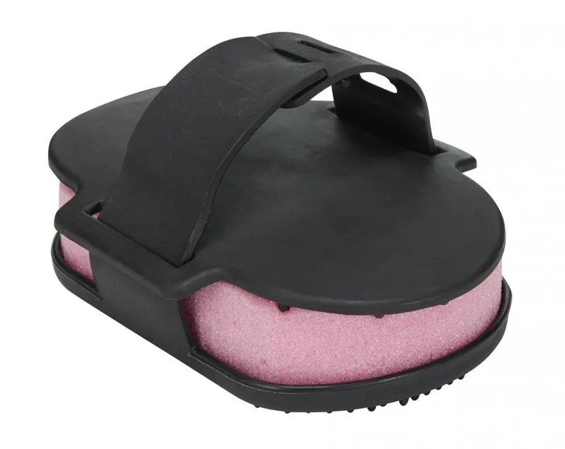 LeMieux Hippo Scrubber Black 3 LeMieux Hippo Scrubber Black