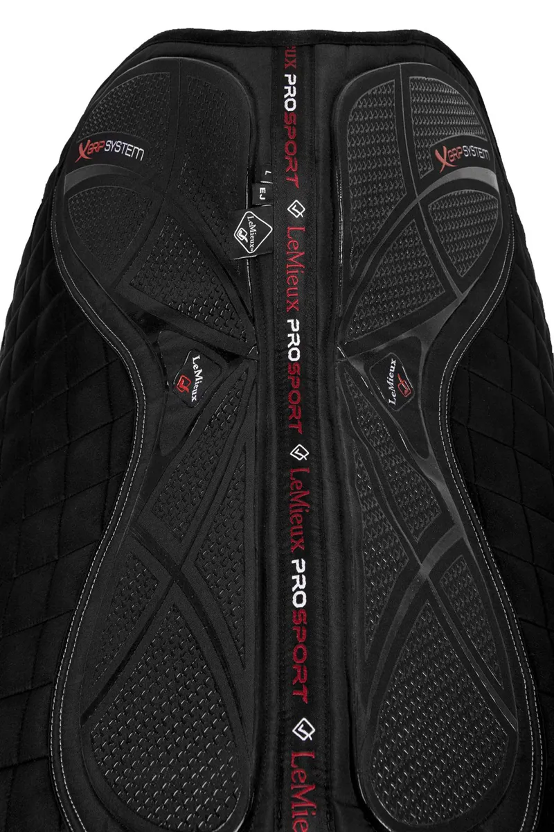 LeMieux X-Grip Twin Sided EuroJump Square Black 4 LeMieux X-Grip Twin Sided EuroJump Square Black - Image 2