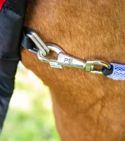 Premier Equine Lucanta 200g Stable Rug With Neck Cover Black -Equestrian Supplies Shop Lucanta Stable Black Image 5 RGB