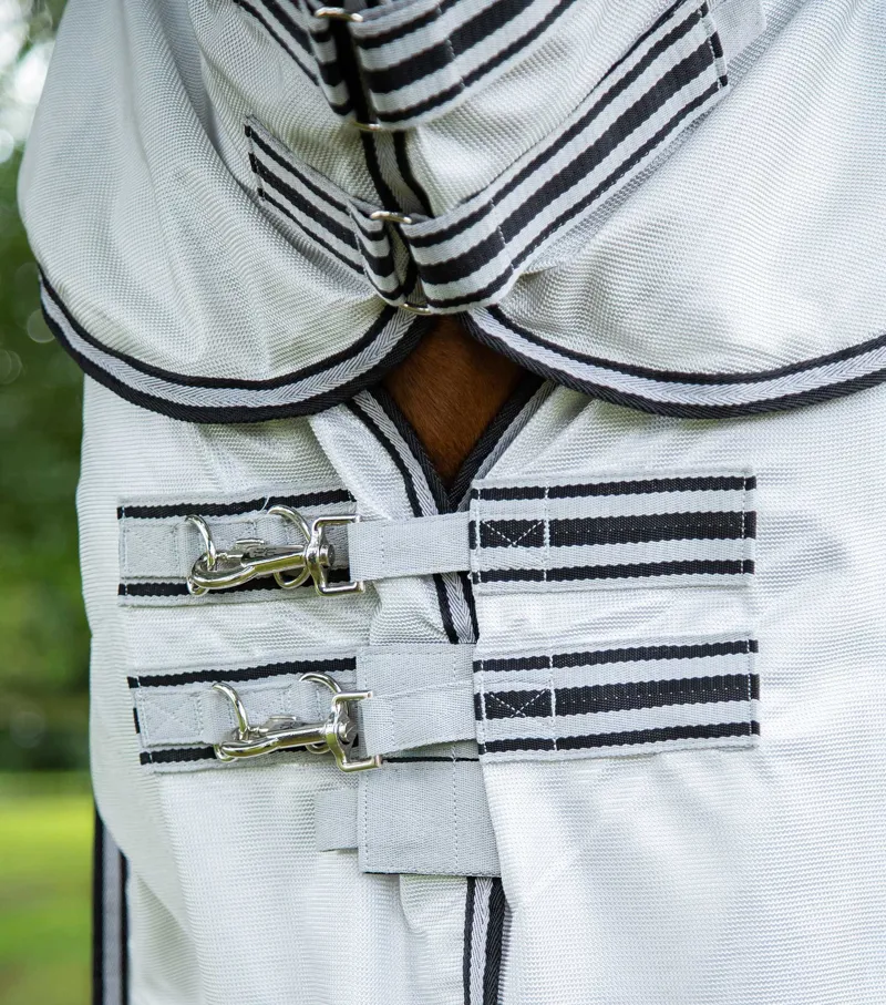 Premier Equine ShowerTex Fly Rug With Surcingles Silver 5 Premier Equine ShowerTex Fly Rug With Surcingles Silver - Image 3